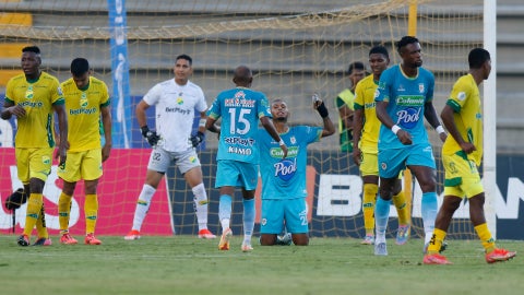 Jaguares le remonto a Huila en la fecha 1 - VizzorImage