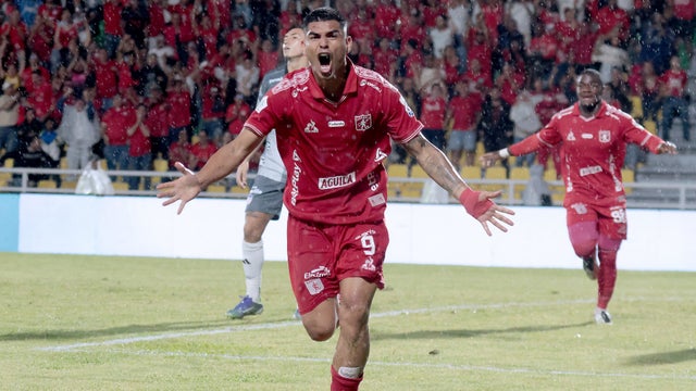 Luis Ramos tendría ofertas para salir de América