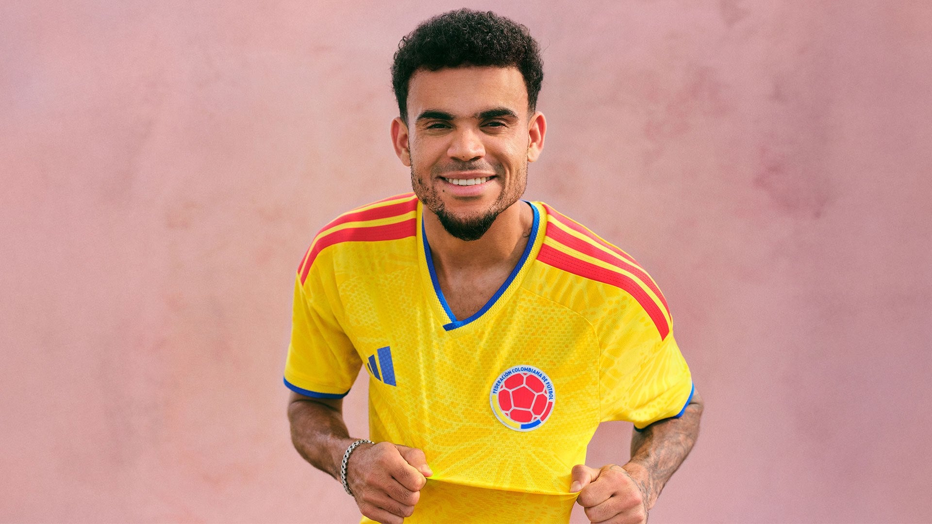 Nueva camiseta de Colombia