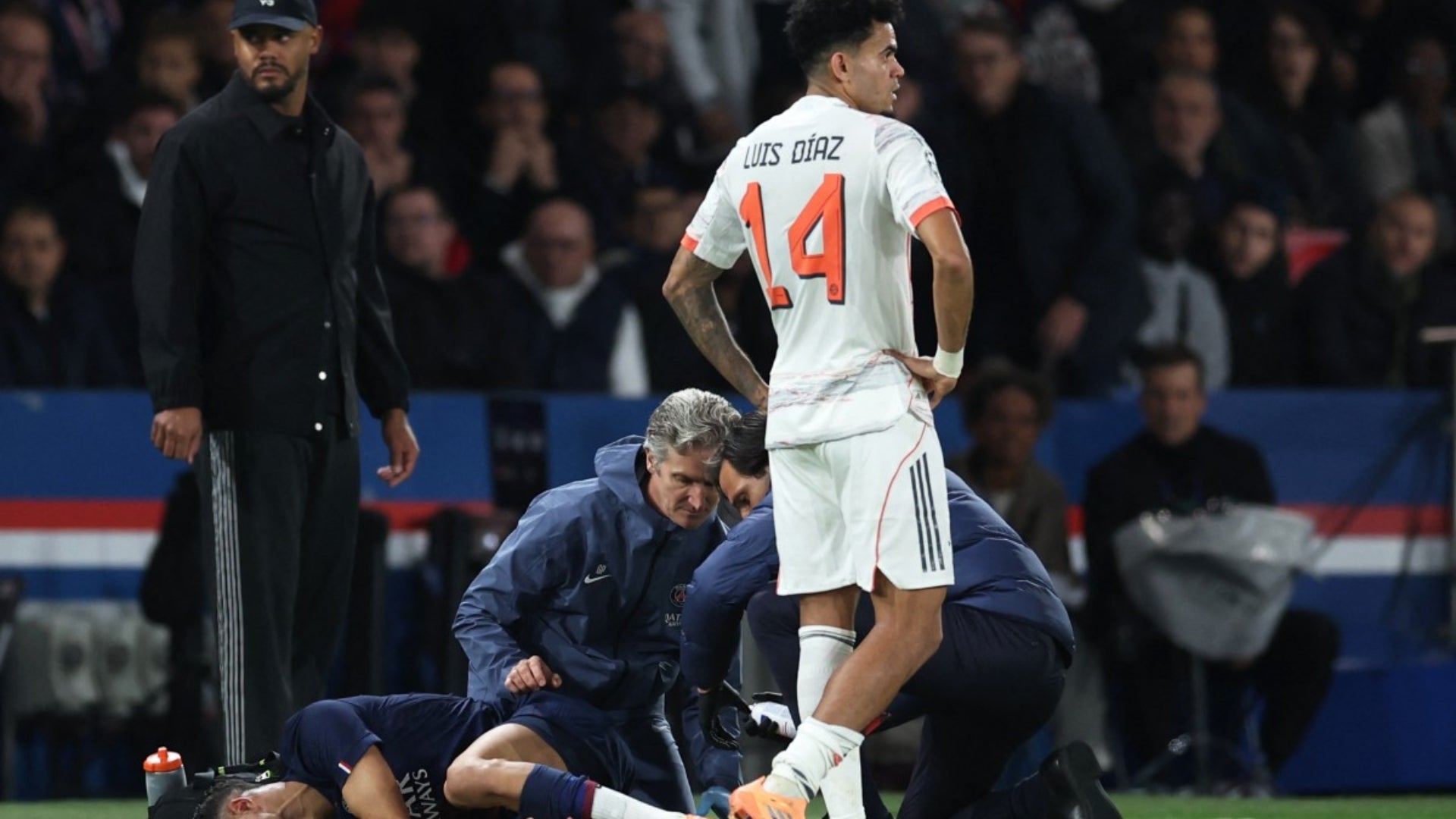 Luis Díaz fue expulsado contra PSG