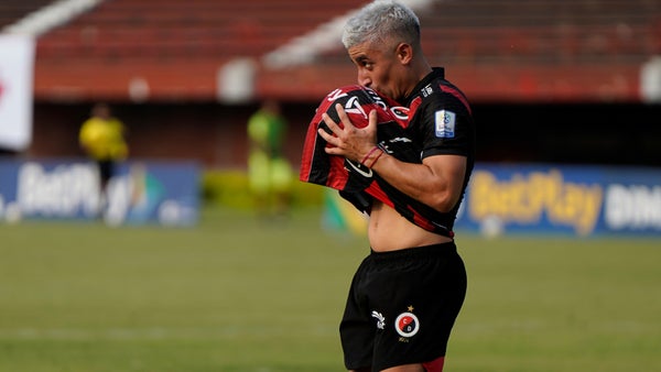 Cúcuta casi sorprende con un golazo a Jaguares