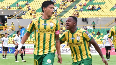 Fredy Montero casi anota ante Real Cundinamarca