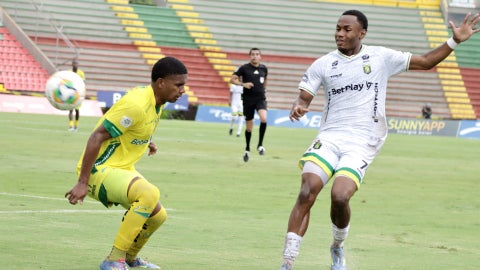 Inter Palmira se quedó con uno menos ante Huila