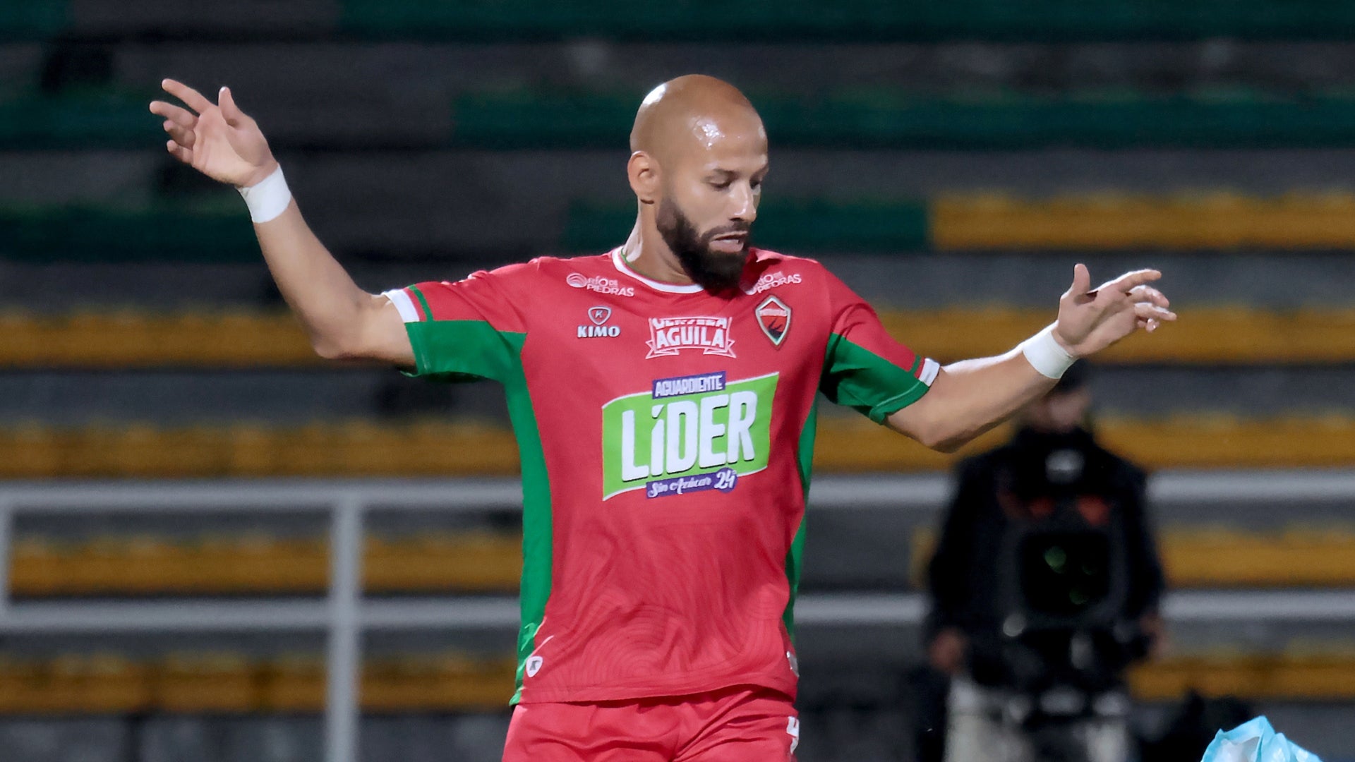 Brayan Fernandez no celebro gol en Patriotas vs Boca - VizzorImage