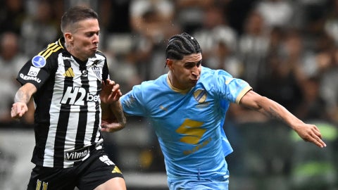 Daniel Cataño brilla en Bolivar de Bolivia - AFP