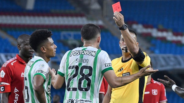 Nacional pierde por expulsión a Simón García vs. América