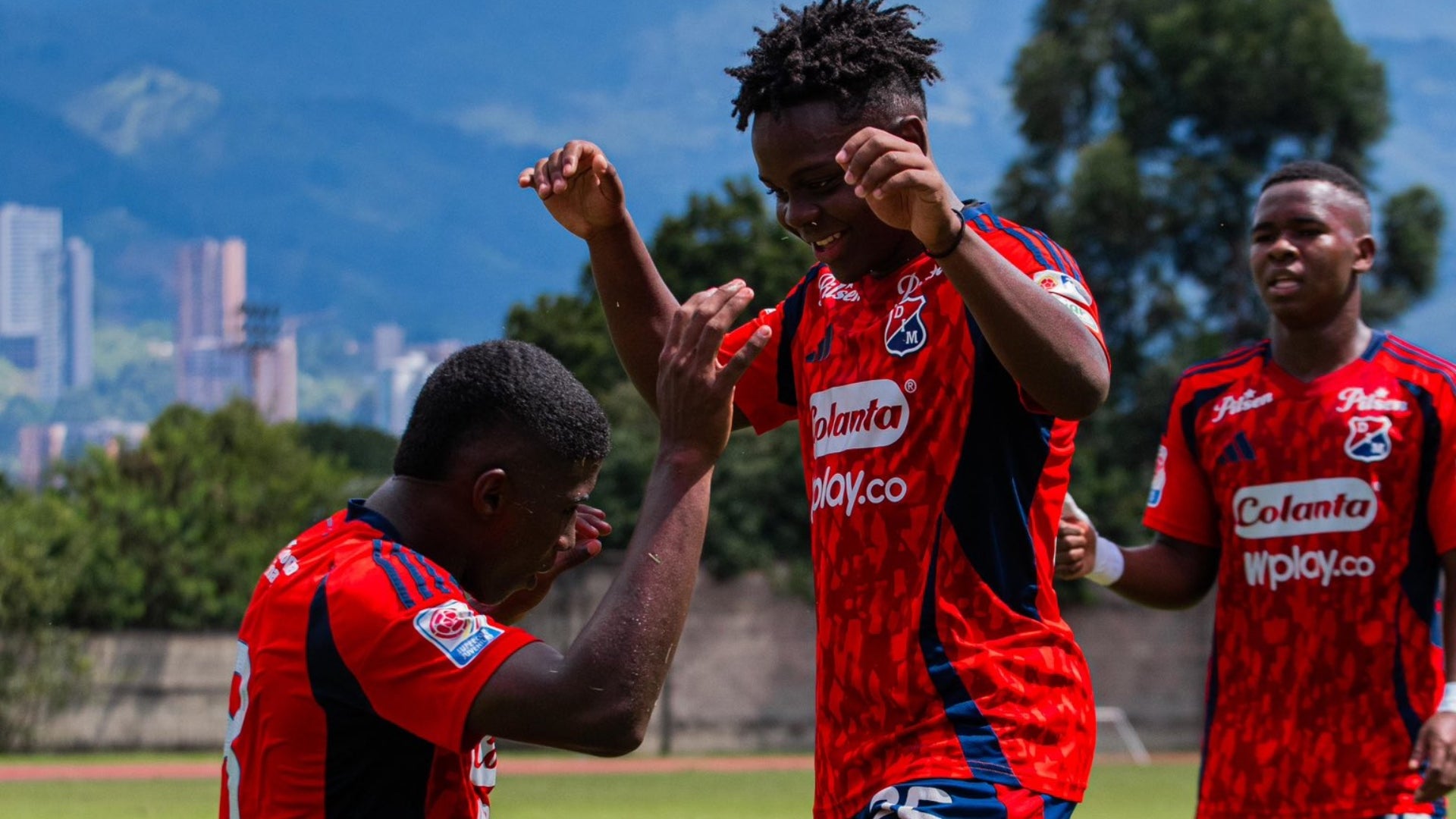Medellín dio el primer golpe en la Supercopa Juvenil