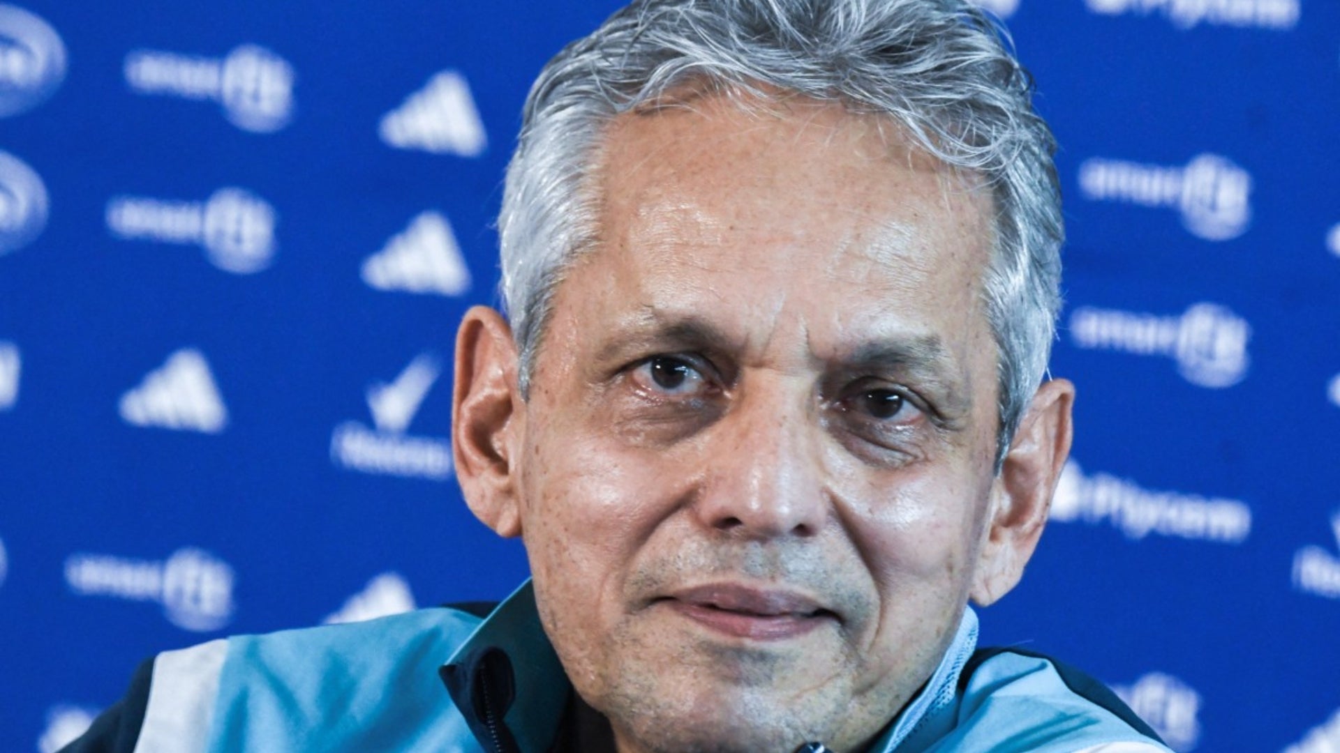 Reinaldo Rueda lloró tras la eliminación de Honduras