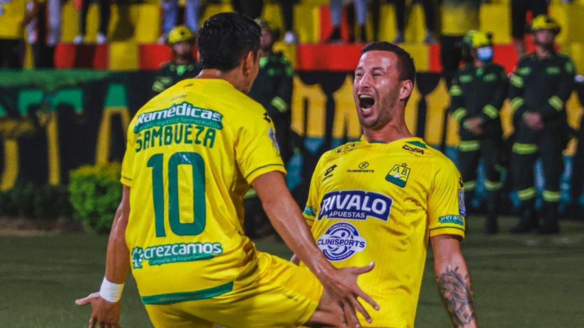 Sambueza asistio y Pons marco el gol del triunfo de Bucaramanga a Santa Fe - @ABucaramanga