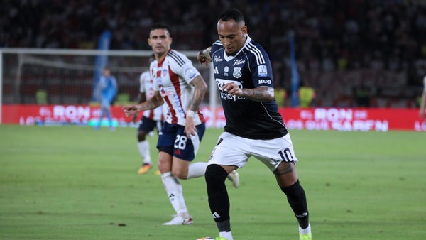 Jarlan Barrera perdonó el gol de Medellín frente al arco de Junior Jarlan Barrera perdonó el gol de Medellín frente al arco de Junior