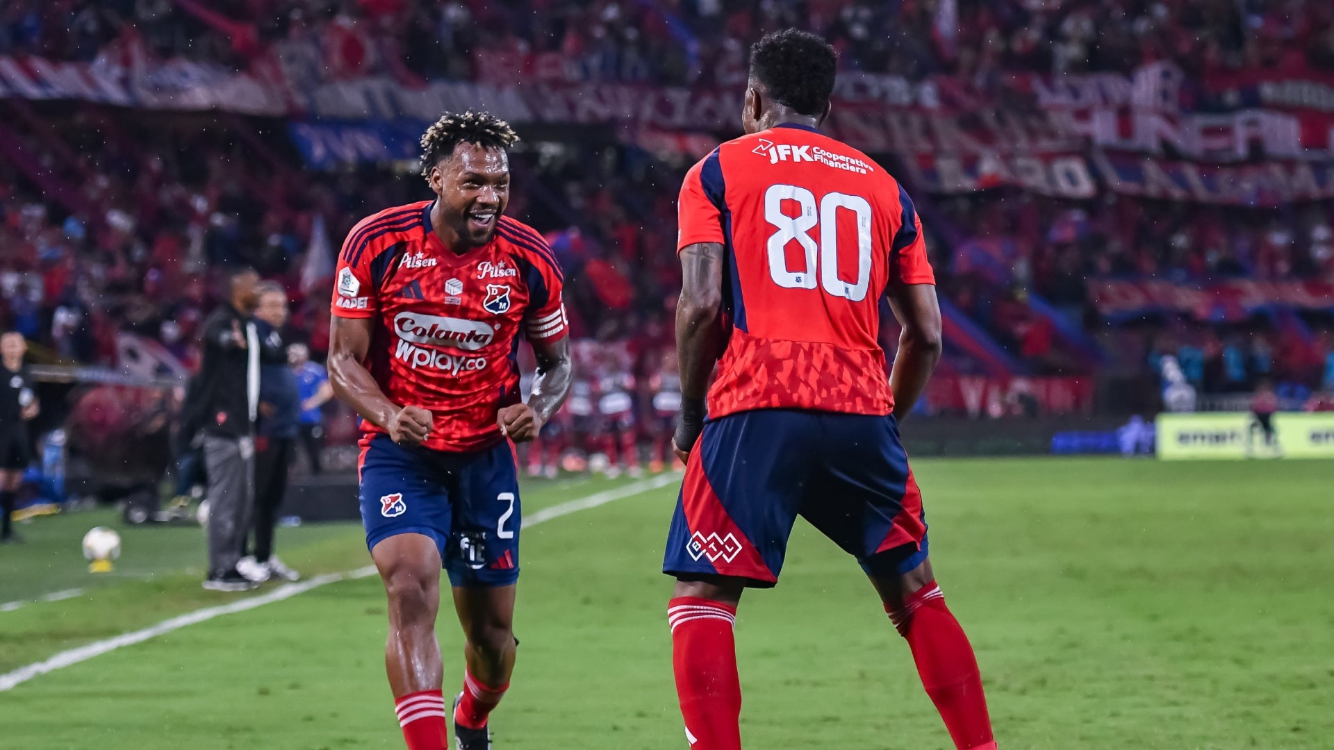 Medellin, en el Atanasio Girardot - VizzorImage