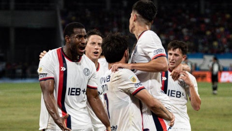 Jhohan Romaña fue expulsado en San Lorenzo - @SanLorenzo