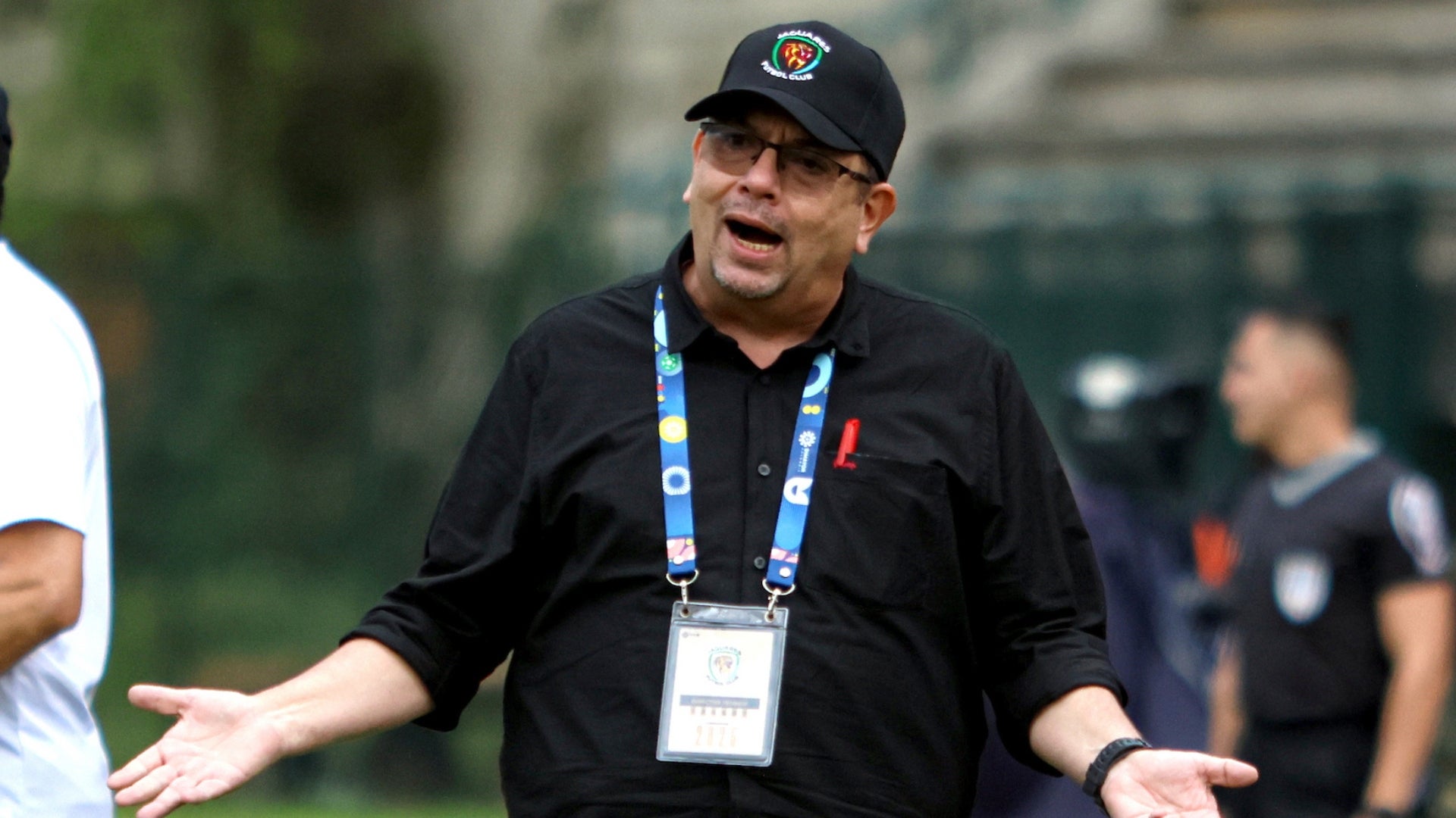 Álvaro Hernández renunció a seguir como DT de Jaguares en 2026 - VizzorImage