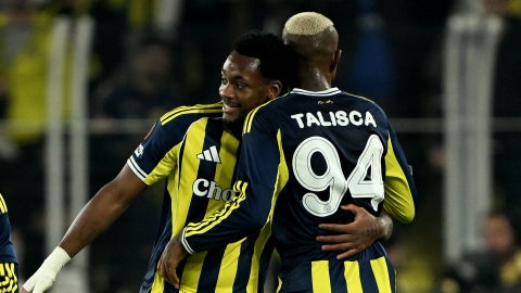 Jhon Duran fue expulsado en la Europa League - AFP