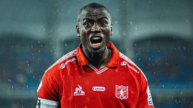 Adrian Ramos marcó un histórico gol con América de Cali - VizzorImage