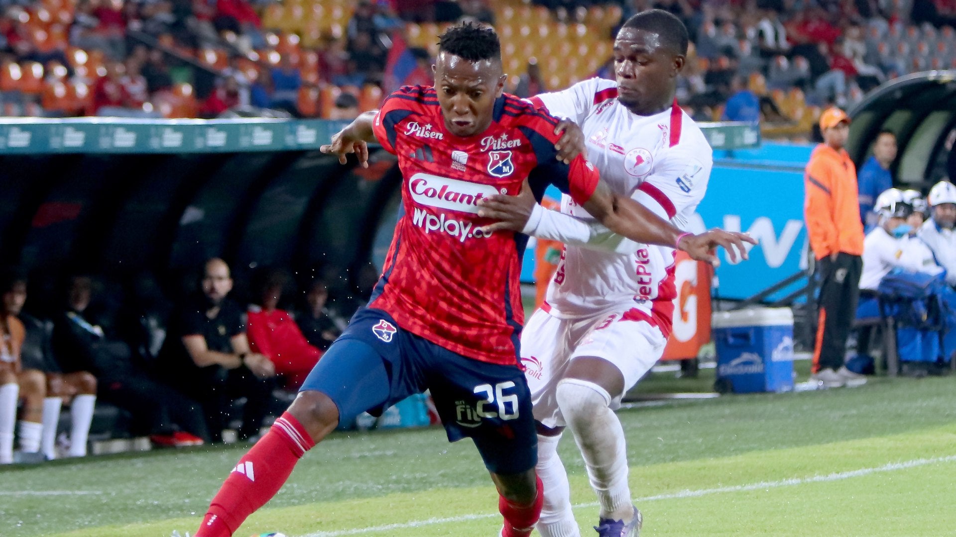 Medellín y América empataron y preocuparon en la reclasificación