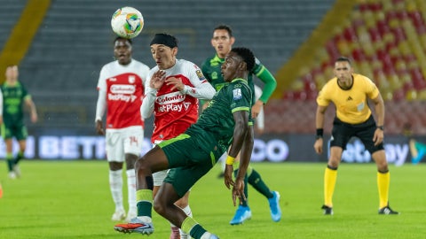 Santa Fe estuvo cerca de abrir el marcador ante Bucaramanga