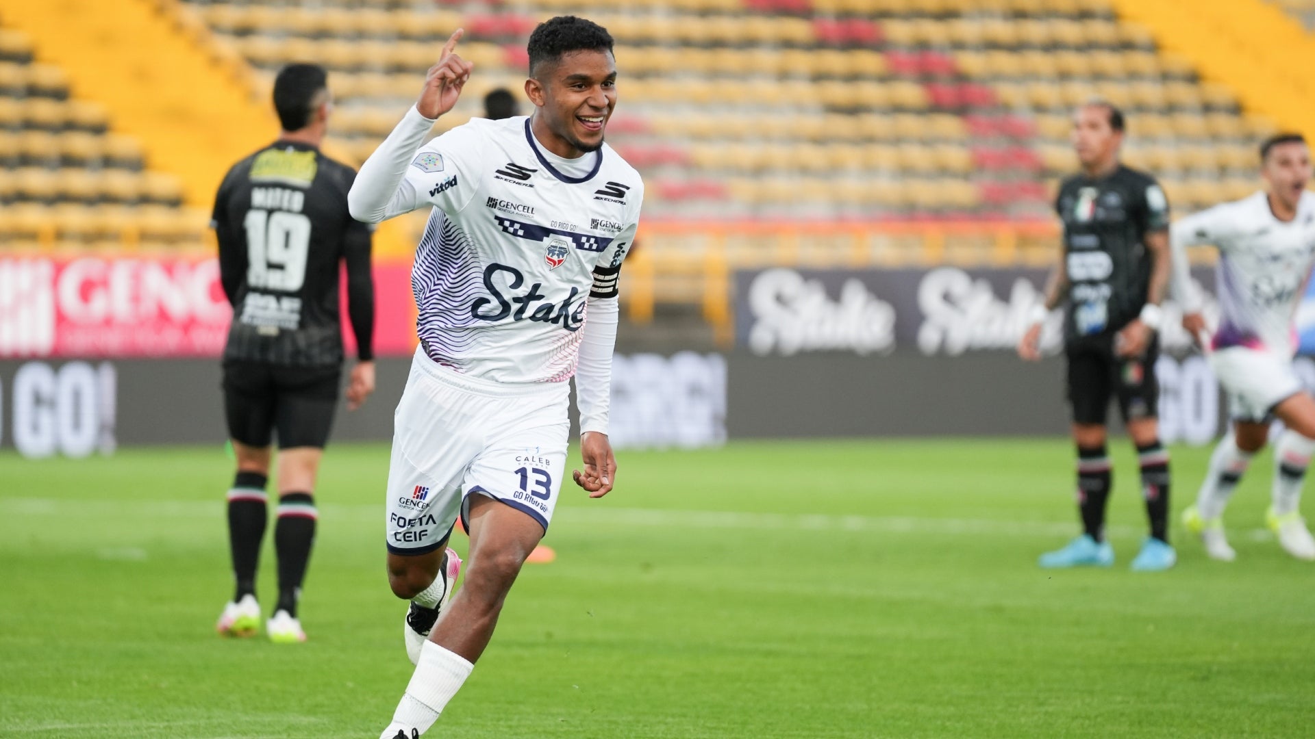 Ronaldo Pájaro, jugador de Fortaleza