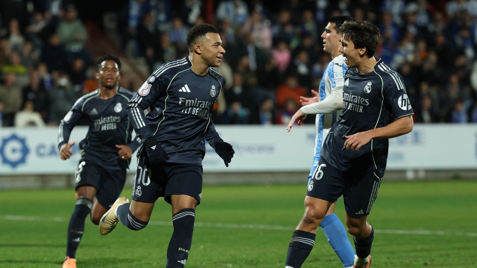 Real Madrid venció a Talavera en la Copa del Rey - AFP