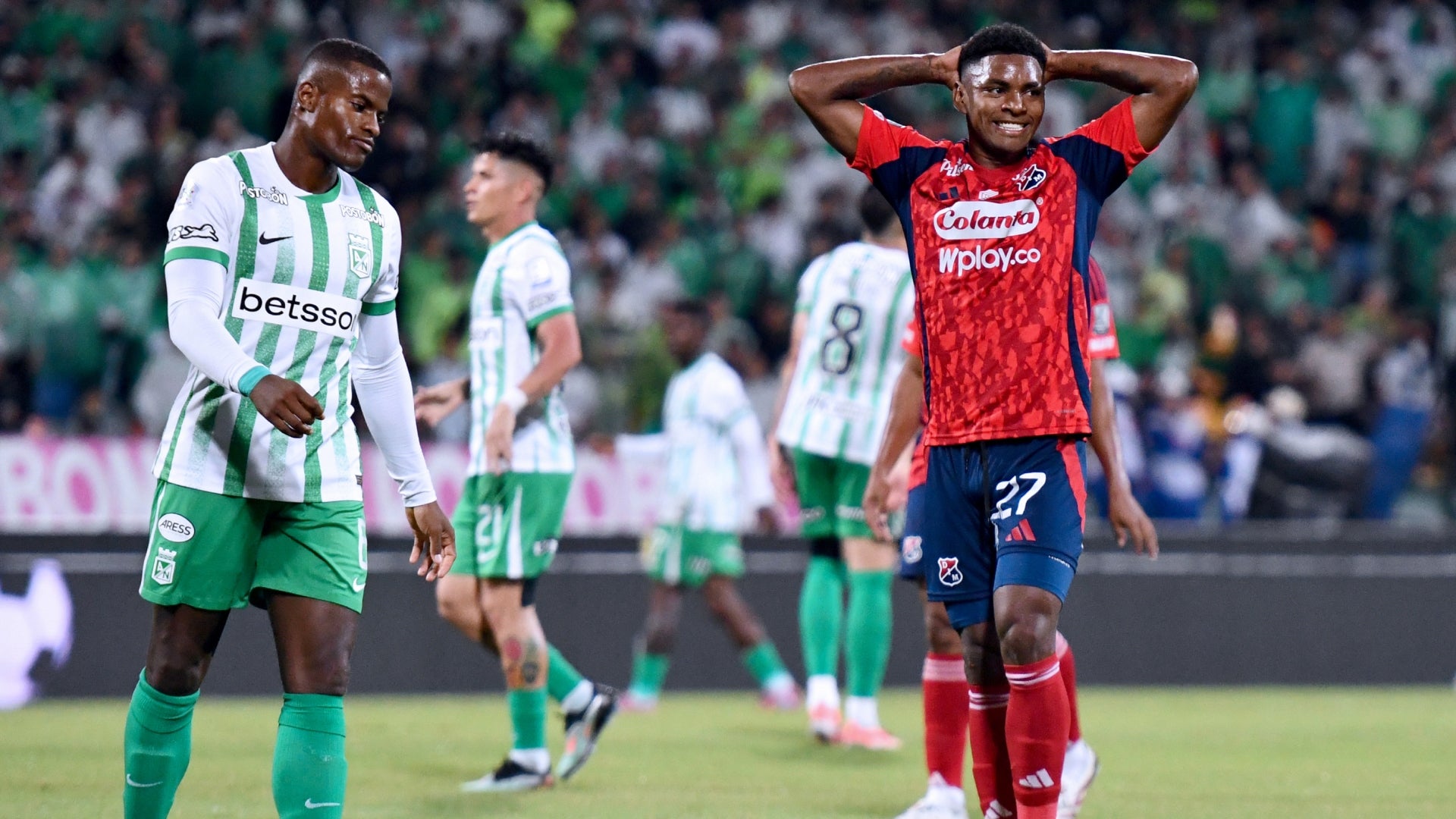 Brayan Leon marcó pero la jugada fue anulada - VizzorImage