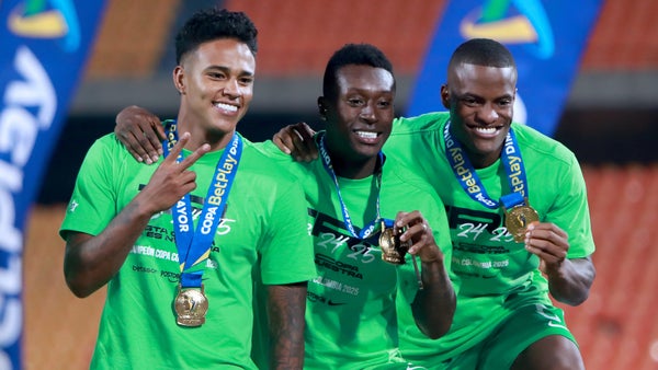 Atlético Nacional adelantaría negociaciones por Andrés Román