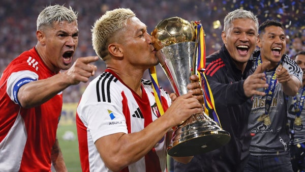 Teo Gutiérrez: locuras, goles y risas que hicieron de 2025 un año inolvidable Teo Gutiérrez: locuras, goles y risas que hicieron de 2025 un año inolvidable
