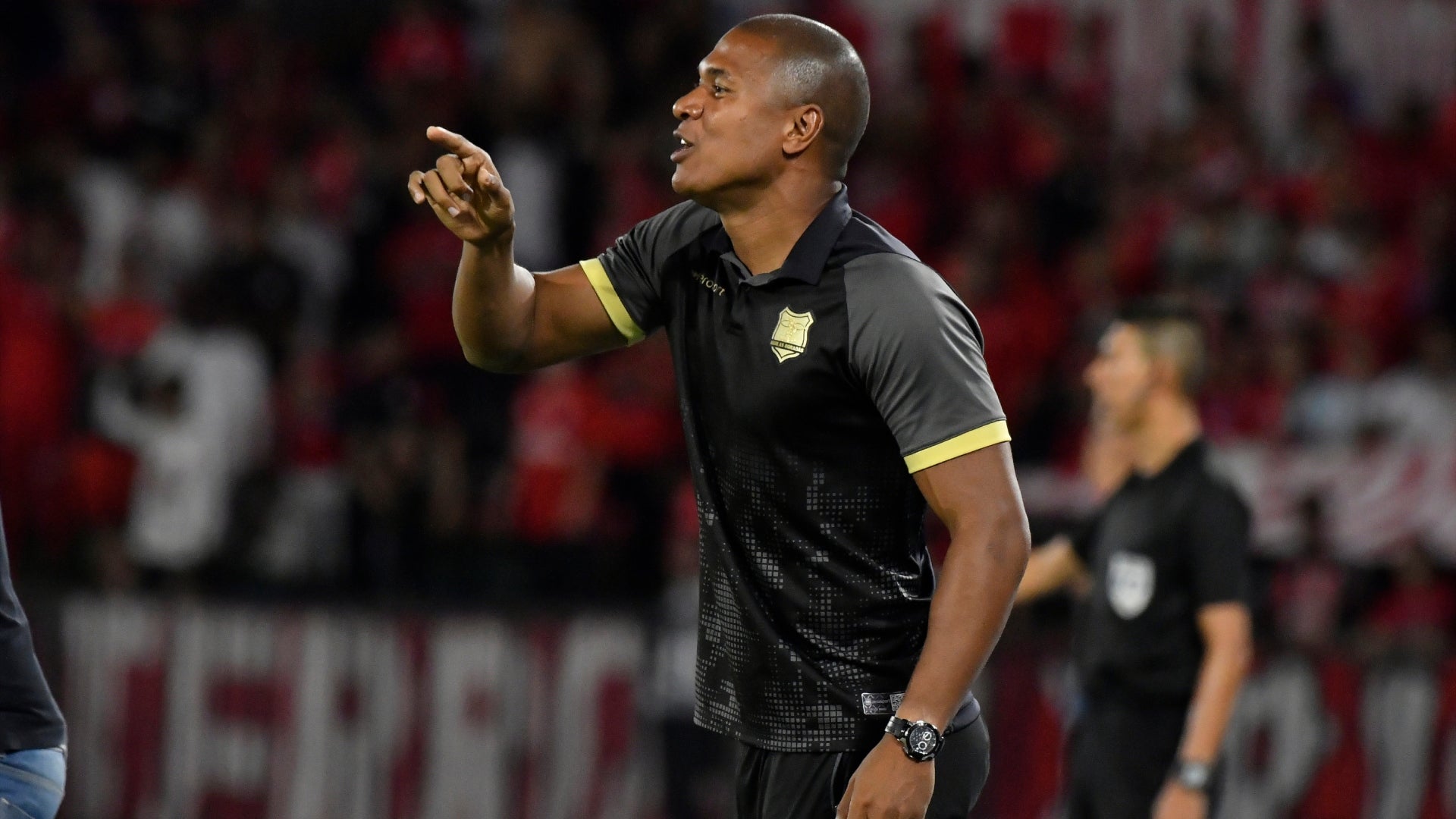 Alexis Henríquez fue presentado en un nuevo club del FPC