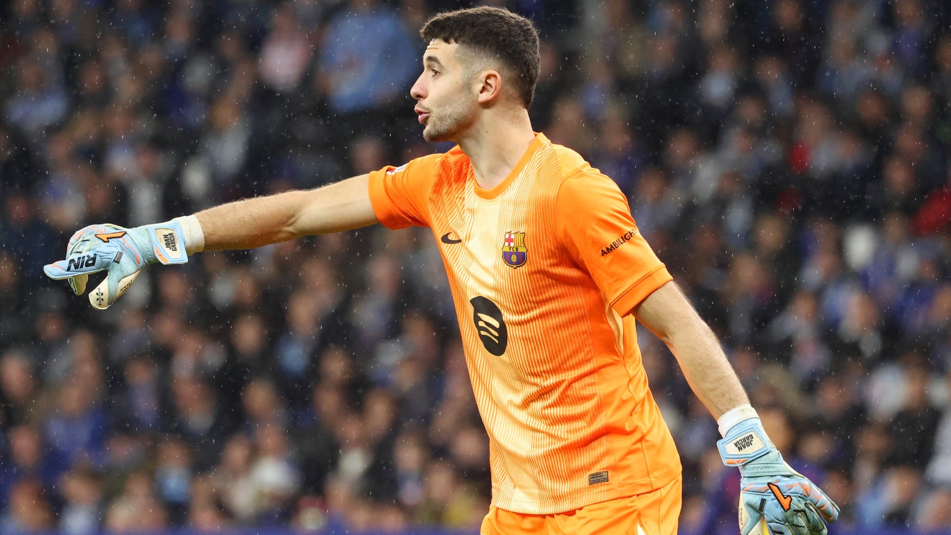 Joan García salvó a Barcelona