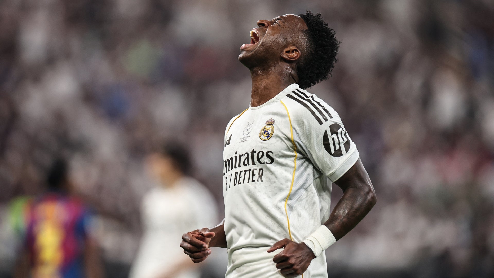 Real Madrid casi anota ante Barcelona