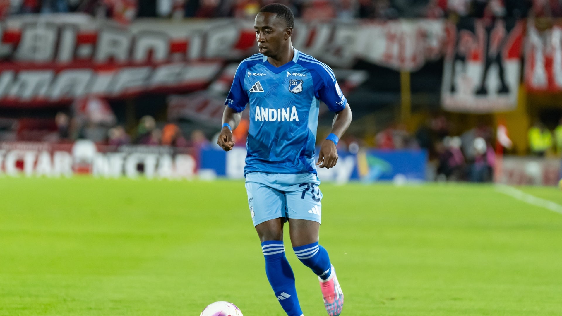 Edwin 'Shirra' Mosquera estaría cerca de llegar a un clásico rival de Millonarios