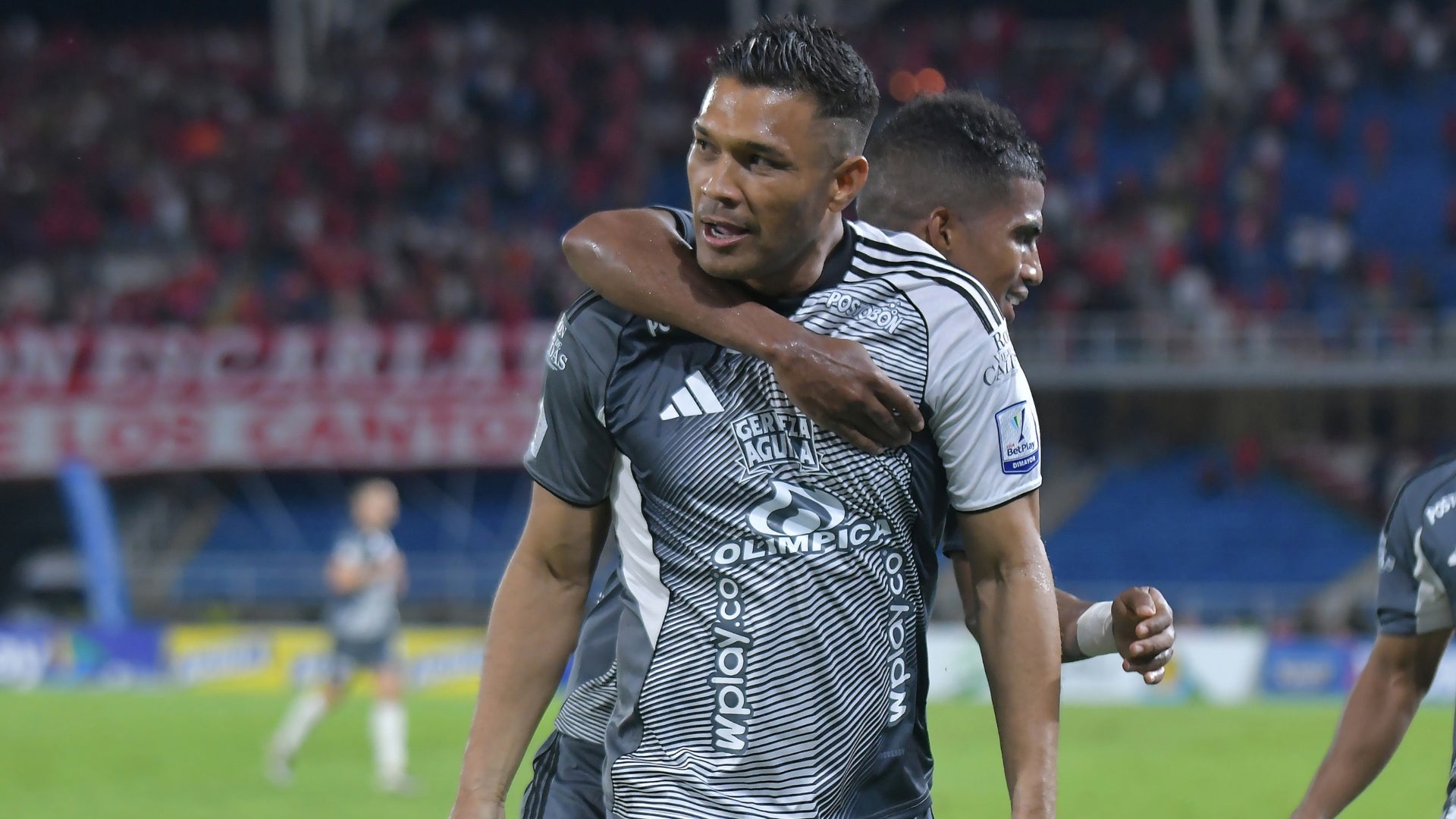 Teófilo Gutiérrez anunció su continuidad con Junior