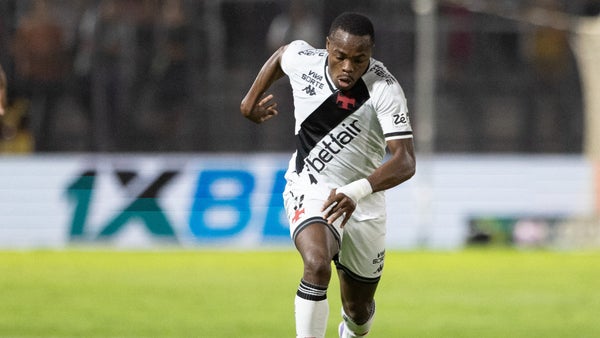 Vasco da Gama tomaría importante decisión con Carlos Andrés Gómez