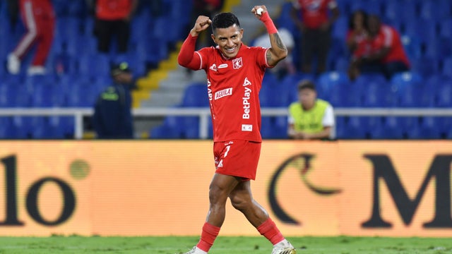 Cristián Barrios estaría cerca de salir de América