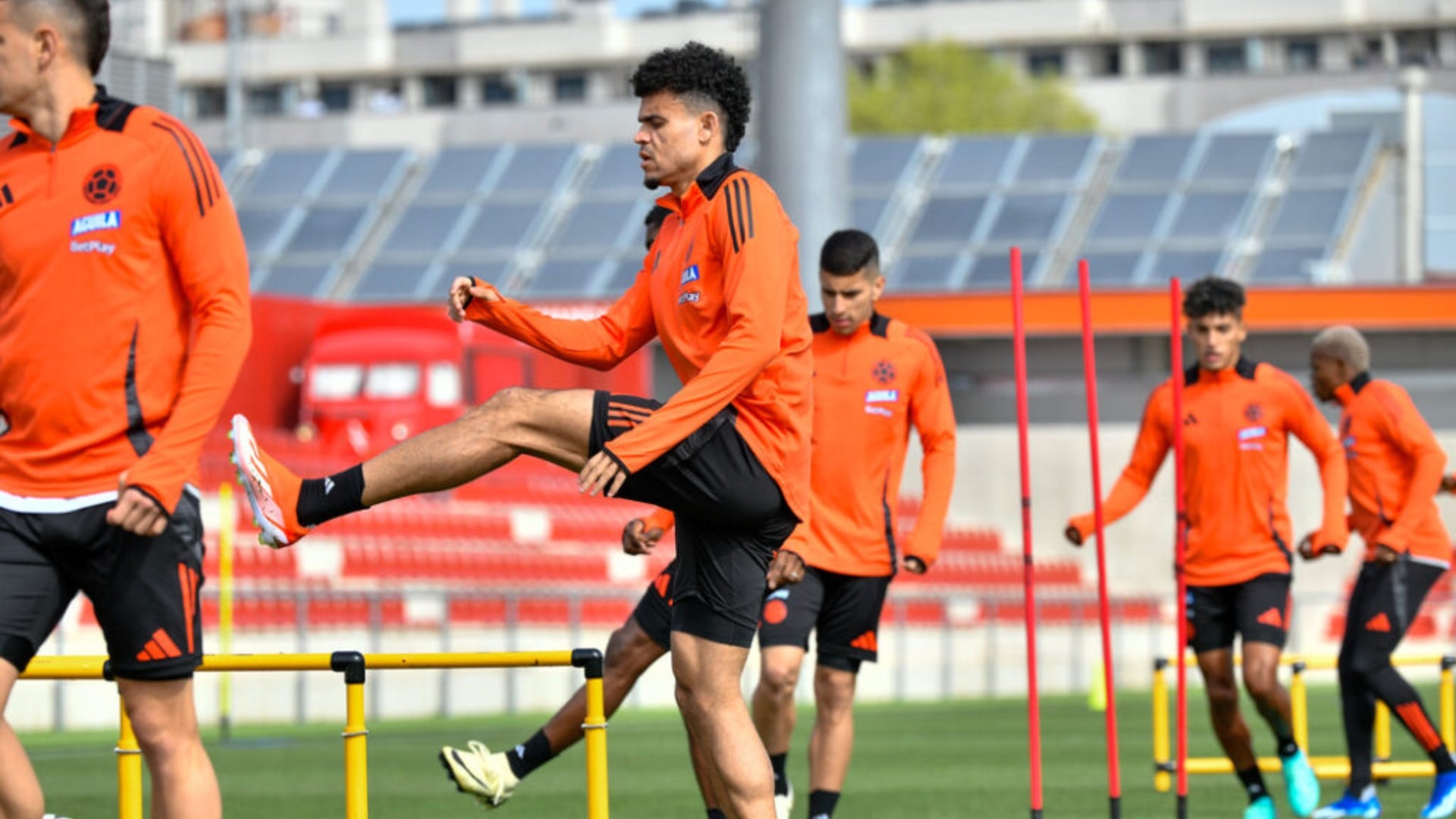 Selección Colombia entrenando _ FCF