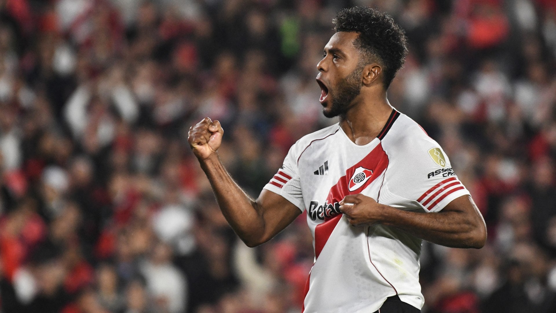 Miguel Borja entrena con su nuevo club