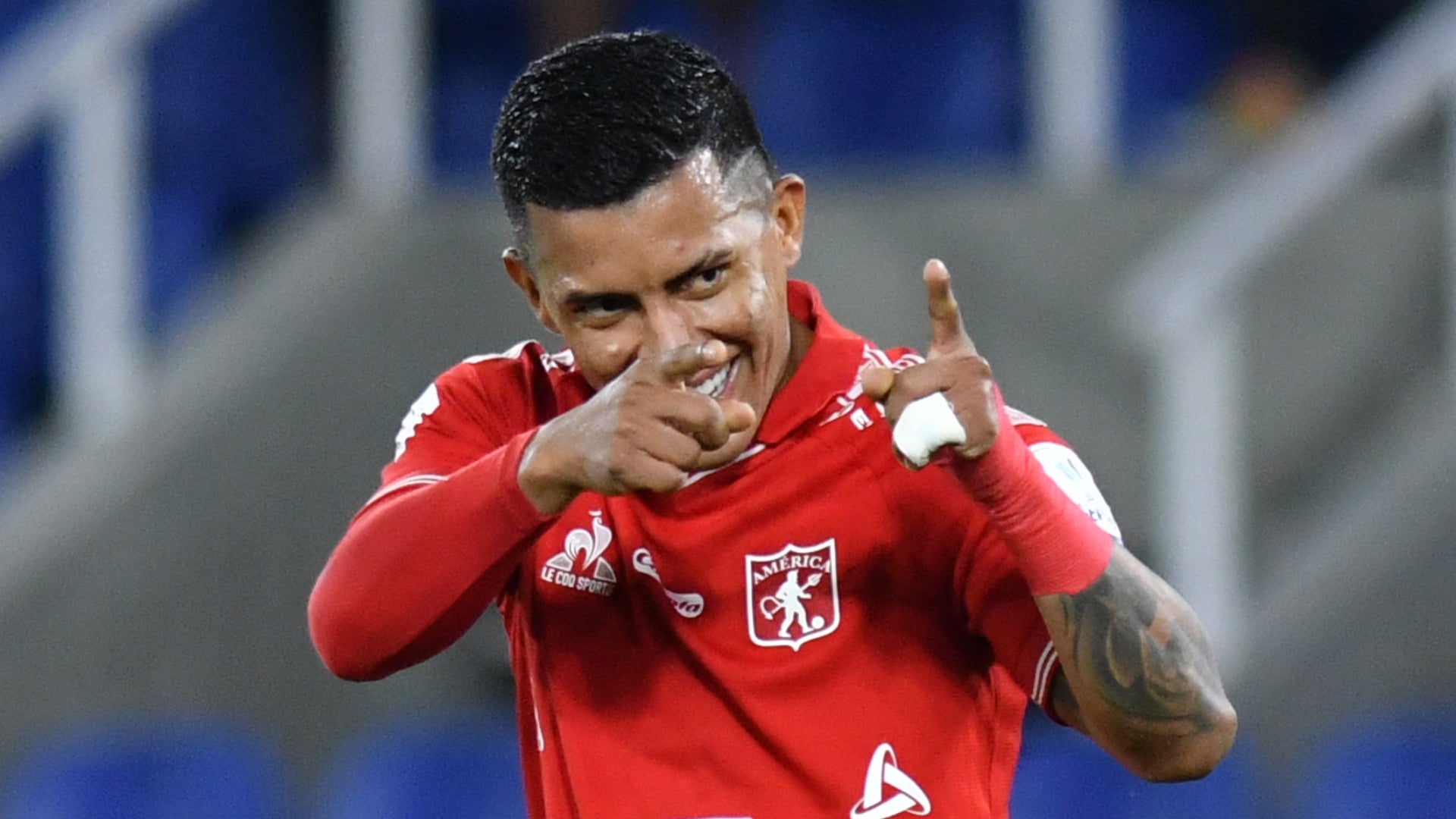Cristian Barrios pasó a Junior de Barranquilla desde América de Cali - VizzorImage