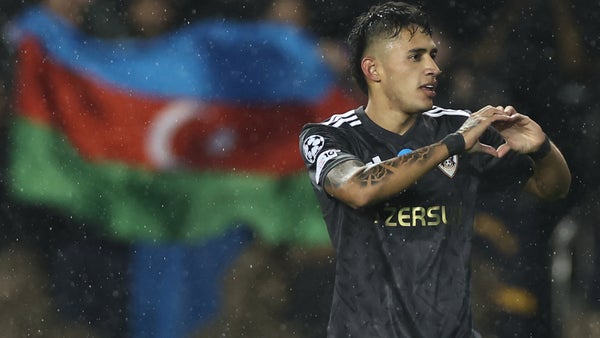 Camilo Durán se roba el show en una noche de locura en Champions