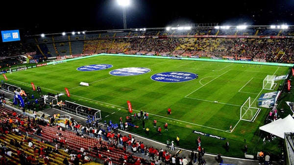 Así fue la gran entrada de Santa Fe en la final de la Superliga
