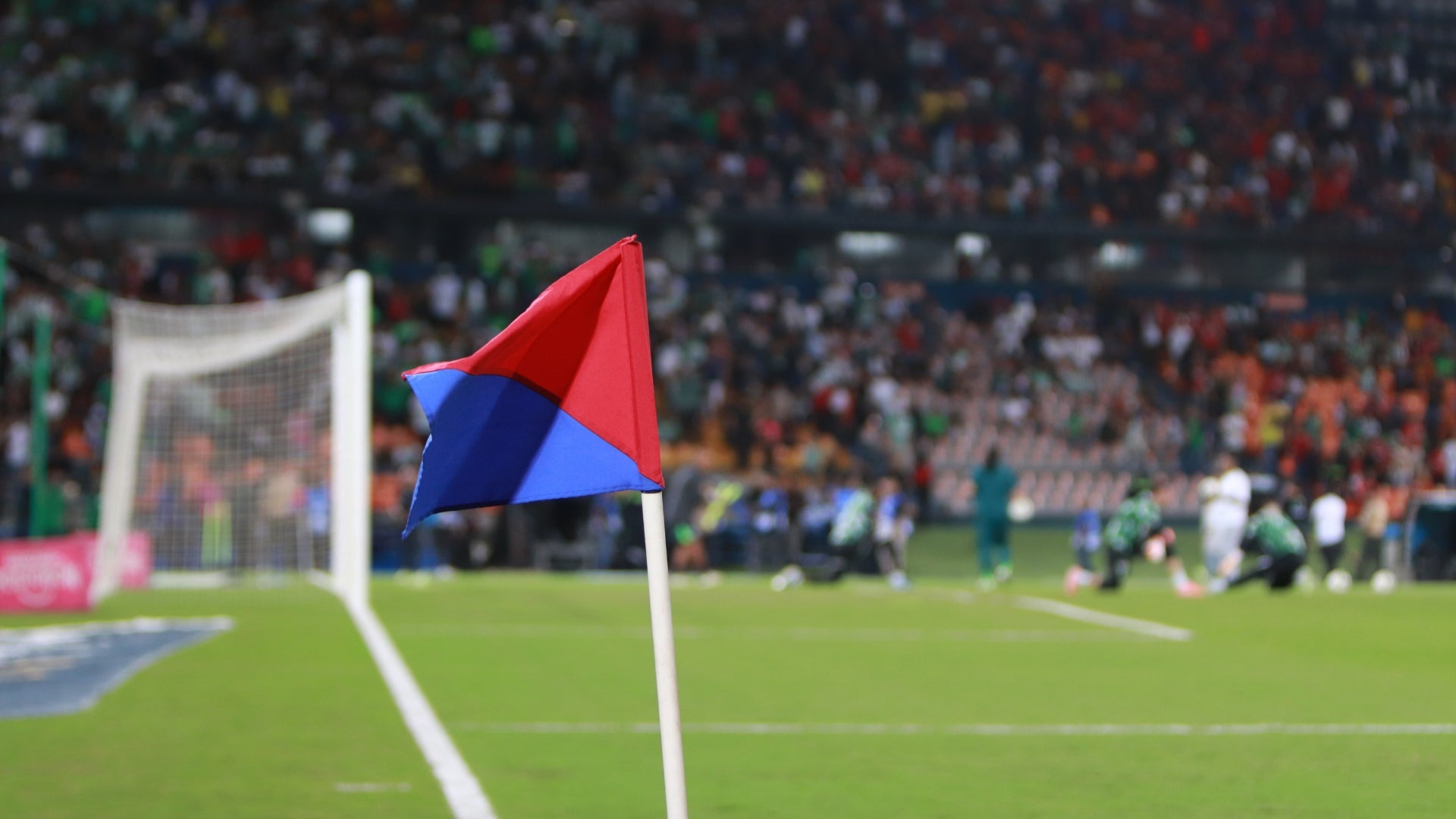 Dos equipos del FPC vivieron incomodo momento en Medellín - VizzorImage