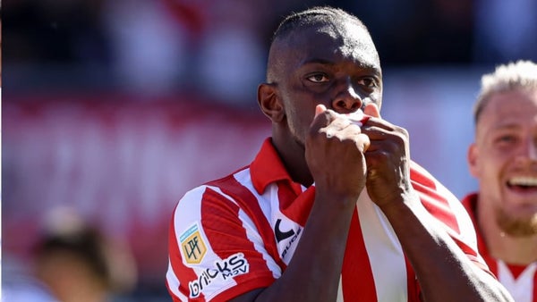 Edwuin Cetré tendría una oferta para llegar a Boca Juniors