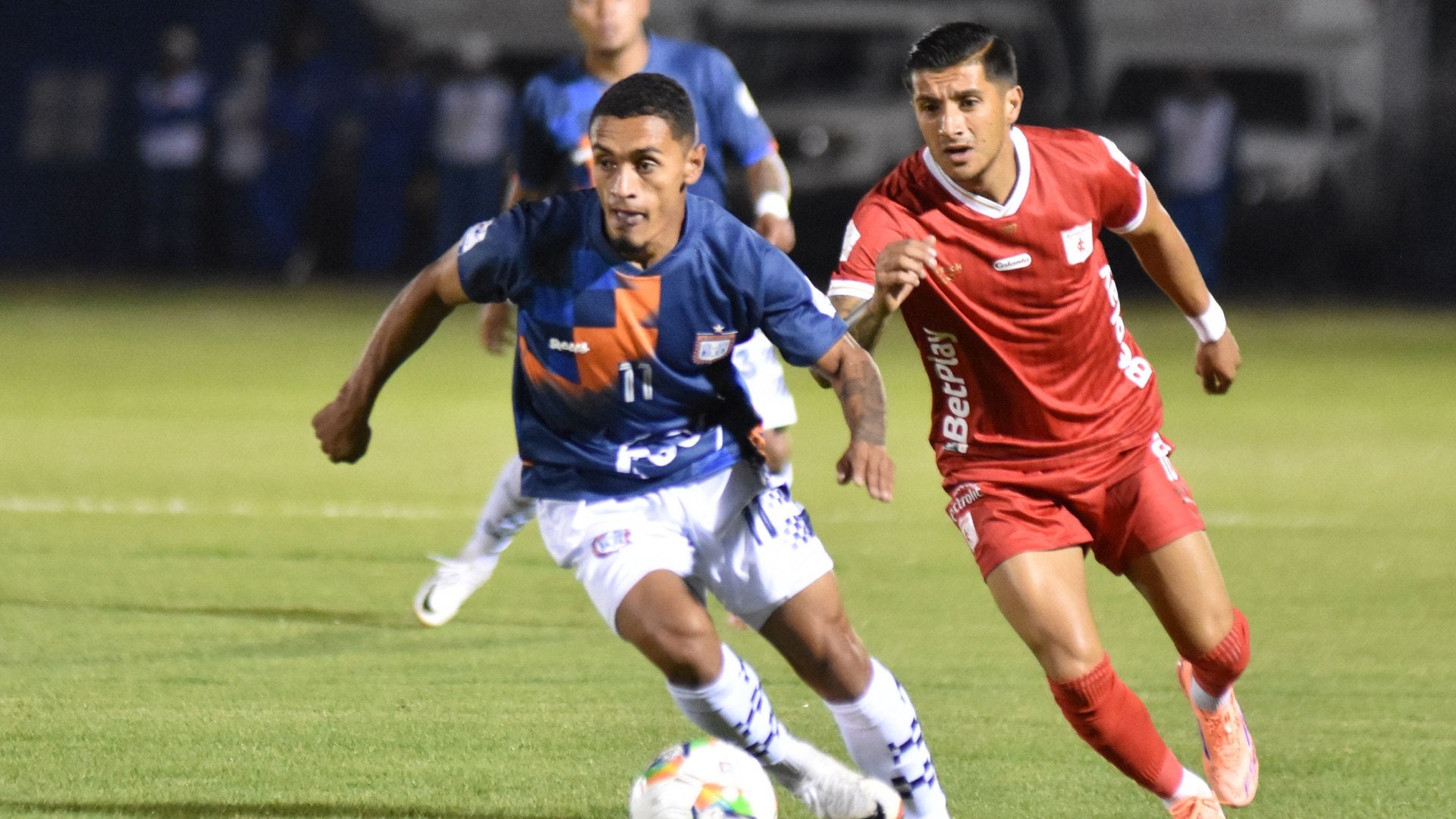 América se salvó del gol de Chicó