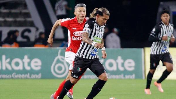 Once Caldas rescató el empate ante Santa Fe en el último minuto Once Caldas rescató el empate ante Santa Fe en el último minuto