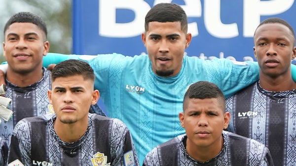 Tigres se salvó del gol de Leones por monumental atajada