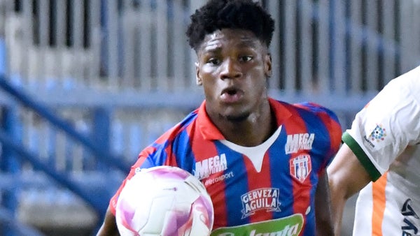 Unión Magdalena protestó vs. Bogotá: polémica por mano en el área Unión Magdalena protestó vs. Bogotá: polémica por mano en el área