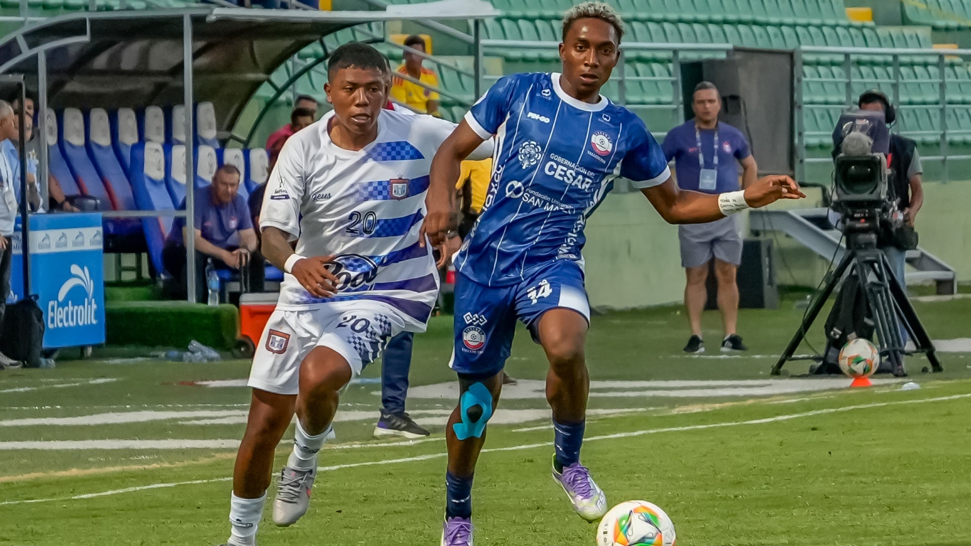 Alianza Valledupar y Boyacá Chicó ceden terreno en la tabla del descenso - VizzorImage