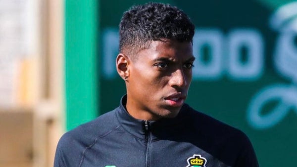 Emerson Rivaldo fue presentado por su nuevo club en Europa