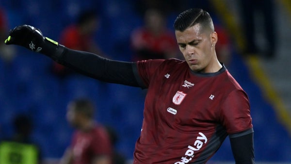 Jorge Soto voló y evitó un autogolazo de América vs. Once Caldas Jorge Soto voló y evitó un autogolazo de América vs. Once Caldas