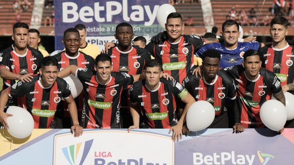 Cúcuta se queda con uno menos vs. Fortaleza por expulsión