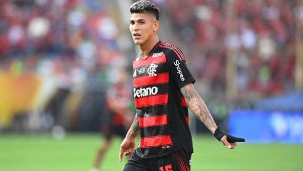 Jorge Carrascal fue expulsado por polémica jugada con Flamengo Jorge Carrascal fue expulsado por polémica jugada con Flamengo