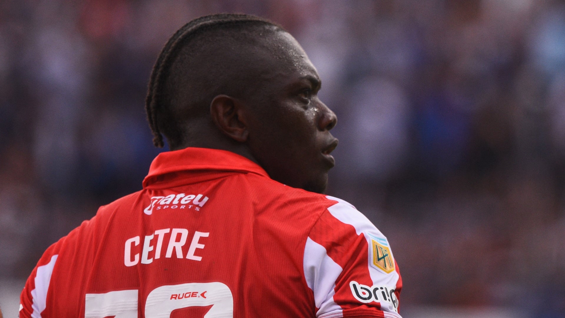 Edwuin Cetré no fichó por Paranaense y acusan problemas cardiacos del delantero - AFP